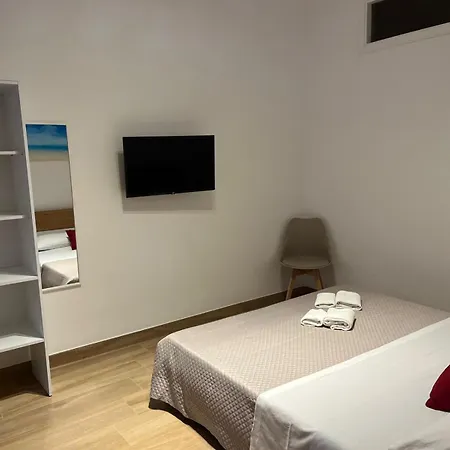 Dimora Maria Chiara Bed & Breakfast 3*